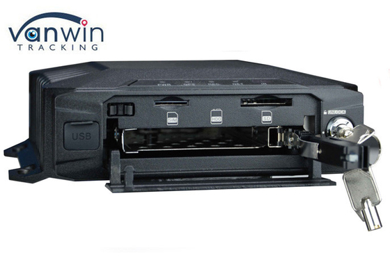 DVR mobile a 4 canali con dashcam 4G GPS WIFI per taxi / autobus