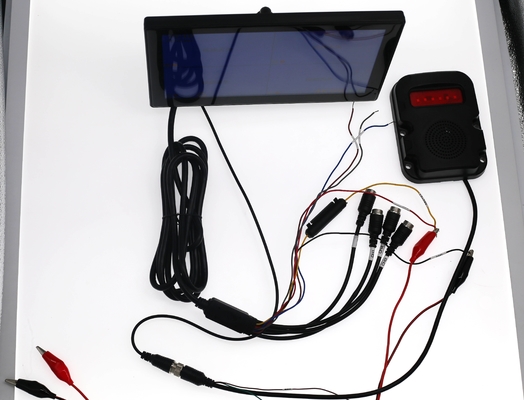 4G Car Mounted SD Card Recording All-in-One Machine con monitoraggio a 4 canali e posizionamento GPS