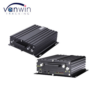 4CH 1080P SD MDVR Monitoraggio e tracciamento in tempo reale 4G AI ADAS DMS DVR mobile per autobus e camion Sistema CCTV