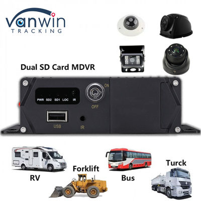 1080P MDVR 8 CH SD Card Mobile Digital Recorder Sistema di monitoraggio professionale dei veicoli per la flotta di autobus e camion