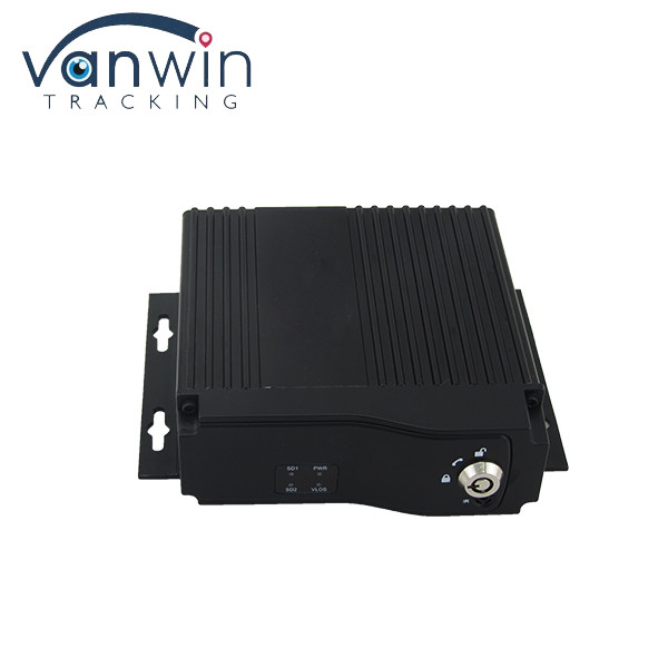 Nuovo 4CH 4G WIFI MDVR con ADAS DSM BSD GPS WIFI opzionale per autobus e camion